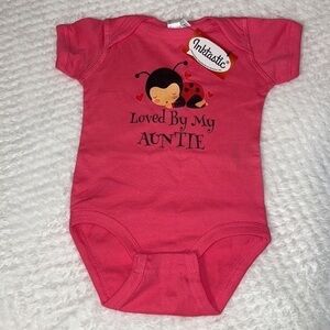 𝅺Loved By My Auntie - Onesie‎